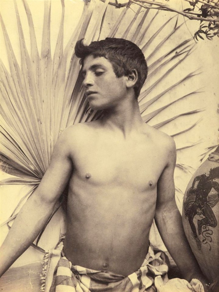 Gloeden, Wilhelm von (1856-1931) - n. 0756 - Caputo, p. 46 - Deponirt 2 Janv 1902