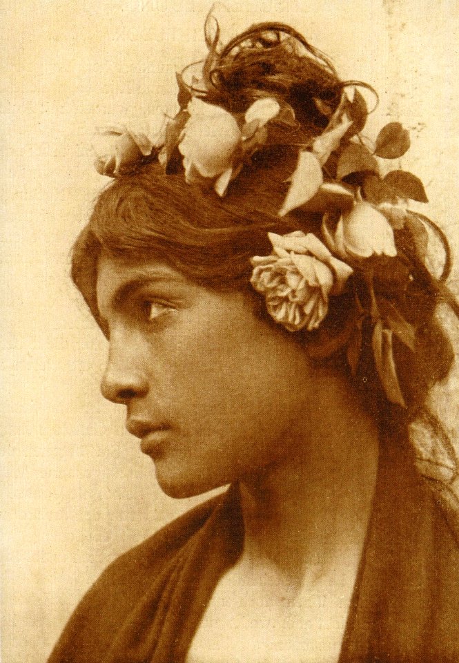 Gloeden, Wilhelm von (1856-1931) - n. 1737 - Pohlmann, Senhsucht, p. 126, cm 15,5 x 22,5