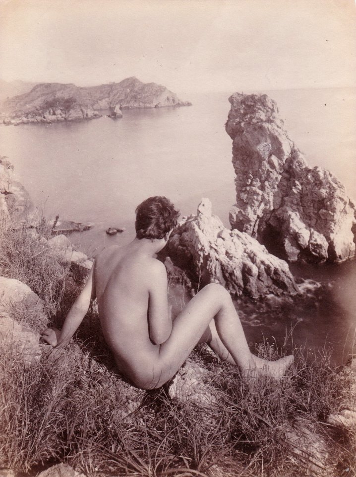 Gloeden, Wilhelm von (1856-1931) - n. 1205 - La vedetta - 08-09-1905 - ex Texbraun Collection, Galerie David Guiraud, Paris