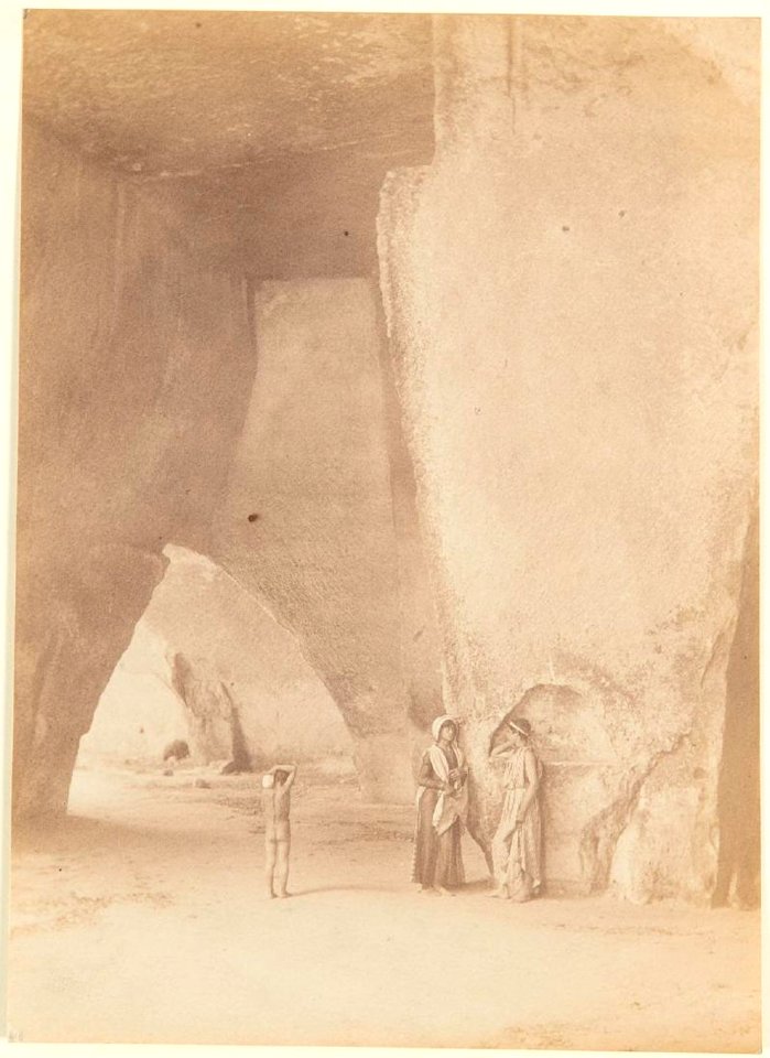 Gloeden, Wilhelm von (1856-1931) - n. 1563 recto - Latomie a Siracusa - Deponirt 5 Apr. 1902