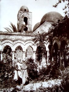 Gloeden, Wilhelm von (1856-1931) - n. 138 grande formato - Chiostro San Giovanni degli Eremiti a Palermo