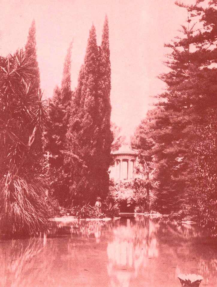 Gloeden, Wilhelm von (1856-1931) - n. 2492 - Villa Tasca, Palermo Auch ich in Arkadien, p. 60, mm 164 x 214