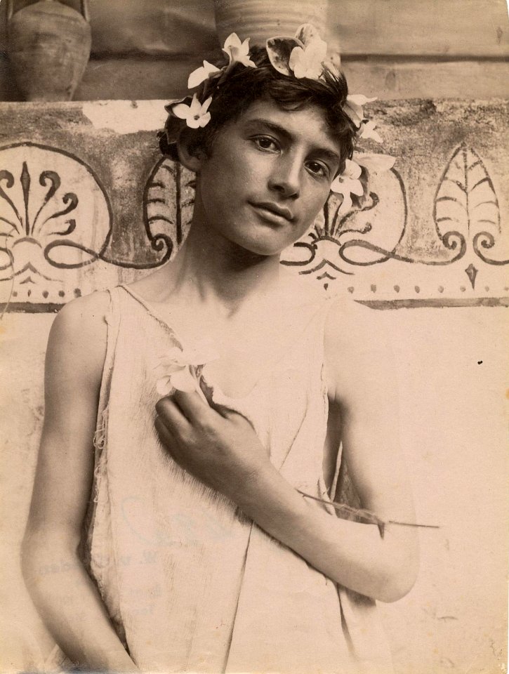 Gloeden, Wilhelm von (1856-1931) - n. 1748a - Russel p. 73 e Beautés siciliennes p. 47