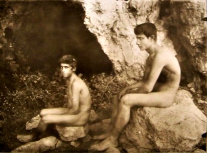 Gloeden, Wilhelm von (1856-1931) - n. 1936 - Taormina debut du siècle, p. 51 & Auch ich in Arkadien, p. 133, cm 18x24