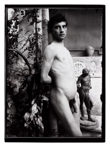 Gloeden, Wilhelm von (1856-1931) - n. 2067 - Timbrato Deposé 1903 - Twelwetrees p. 59