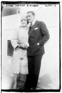 Gloria Swanson & husband LCCN2014718088