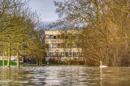 Flow shipyard abandoned