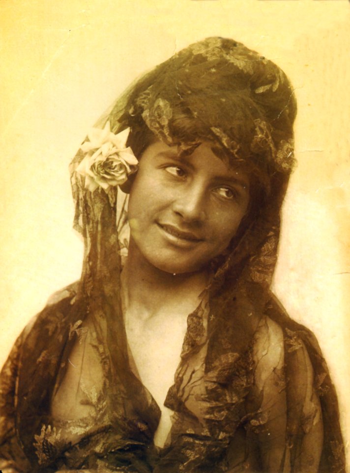 Gloeden, Wilhem von (1856-1931) - n. 0923 - da - Amore e arte, p. 32