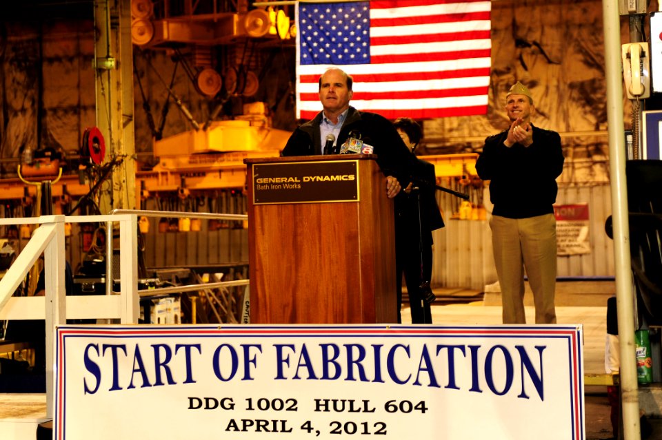 Fabrication ceremony 120404-N-WL435-089