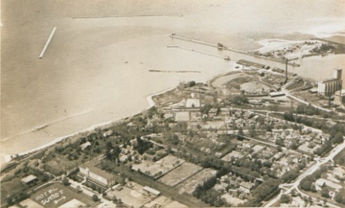 Goderich Ontario from an Aeroplane (HS85-10-37555) photo