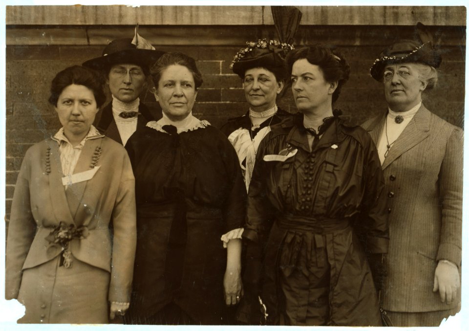 Factory Inspectors Past and Present. From left to right- Miss Madge Nave, Factory Inspector, Louisville, Kentucky. Miss Mary Malone, State Inspector Ten-Hour Law, Delaware. Mrs. Florence LOC nclc.04941
