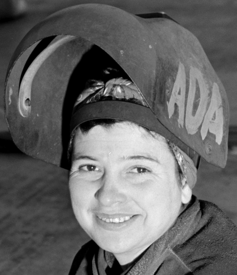 Face detail, Wendy Welder Richmond Shipyards (cropped)