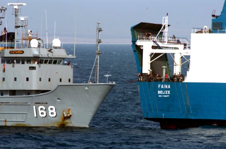 Faina with USNS Catawba (T-ATF-168), 2009 photo