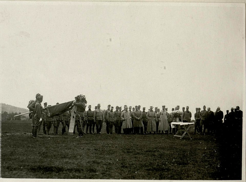 Fahnenweihe d.93.JR.Pflanzer-Baltin in Neu Zuczka (BildID 15716375)