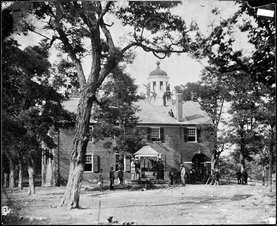 Fairfax Court House, Va - NARA - 528872