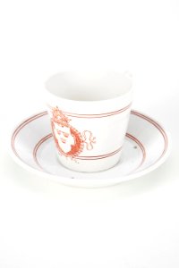 Fajans, kopp med fat, 1897 - Hallwylska museet - 90516