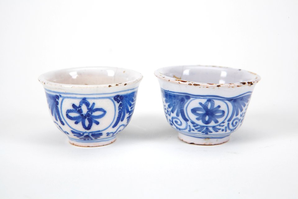 Fajans, koppar, 2 st. 1700-tal - Hallwylska museet - 90429