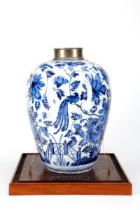 Fajans, kruka med lock, 1700-tal - Hallwylska museet - 90502