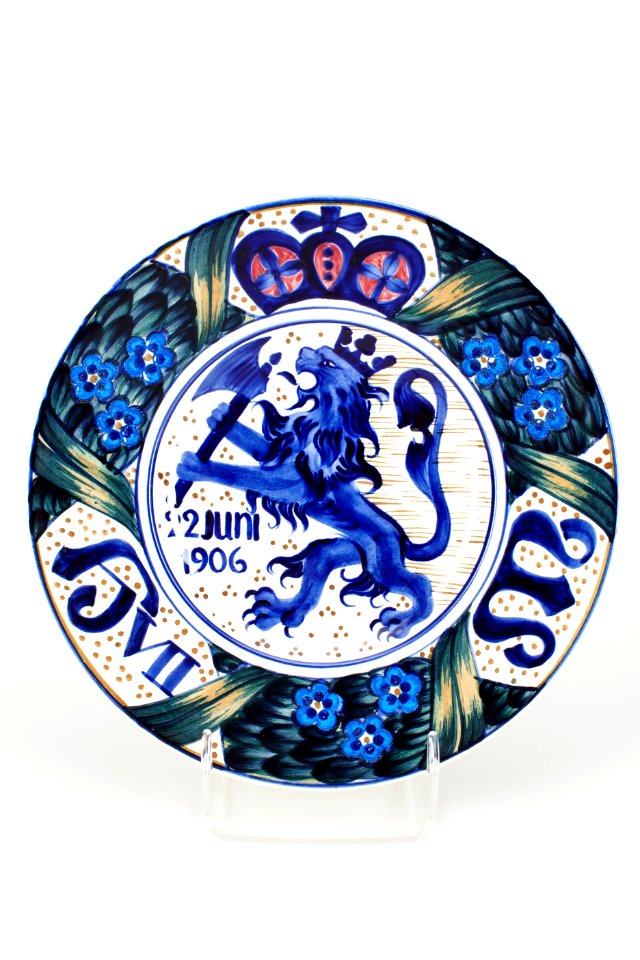 Fajans, tallrik, 1906 - Hallwylska museet - 90473