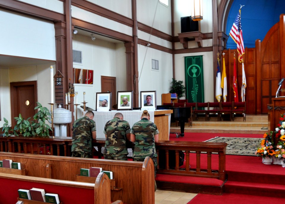 Fallen GTMO Marines Honored at Memorial Service DVIDS297420