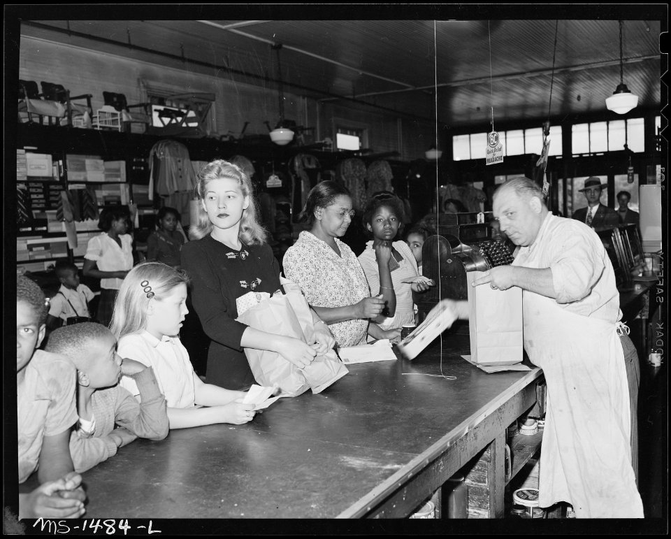 Families of miners shopping in the company store. Gilliam Coal and Coke Company, Gilliam Mine, Gilliam, McDowell... - NARA - 540814