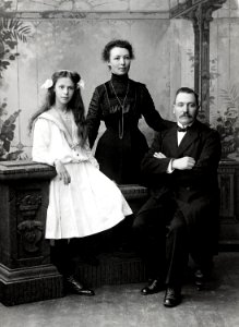 Familjeporträtt - Nordiska Museet - NMA.0054270