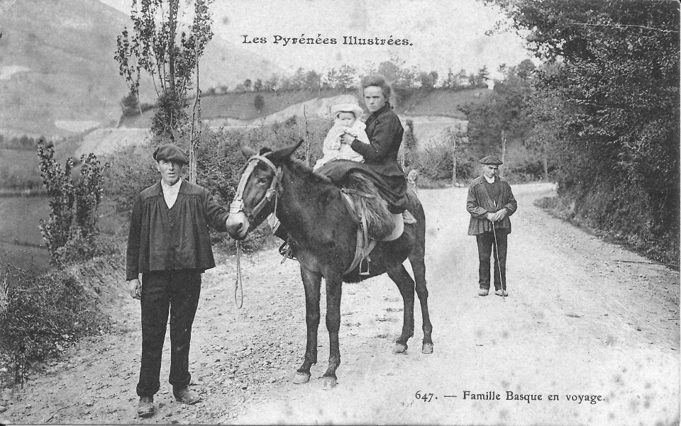 Famille basque en voyage