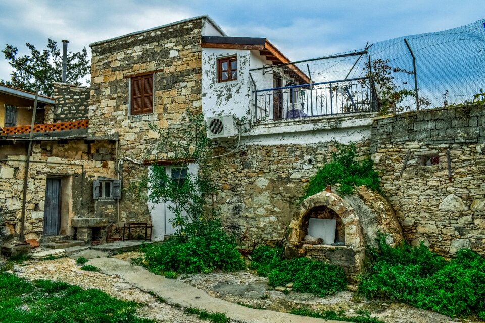 Building facade aged