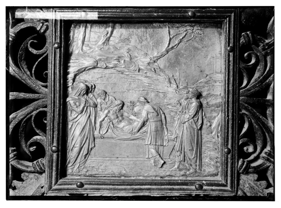 Famous Florentine bronzes in Church of the Holy Sepulchre. The Placing in the Tomb LOC matpc.05785