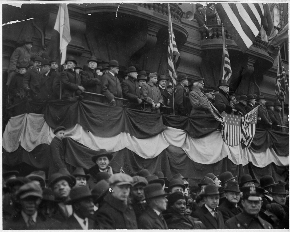 Famous New York (African American) soldiers return home. Notables gathered at the Union League revi . . . - NARA - 533541