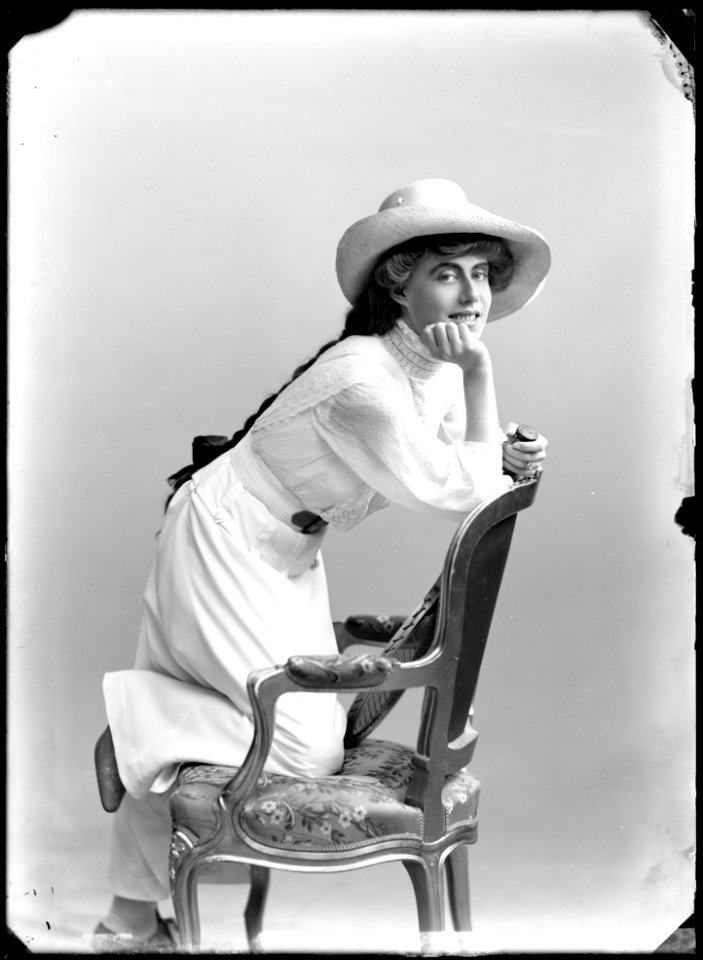 Fanny Falkner, rollporträtt - SMV - GF022