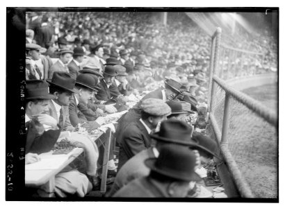 Fans, Polo Grounds LCCN2014694458
