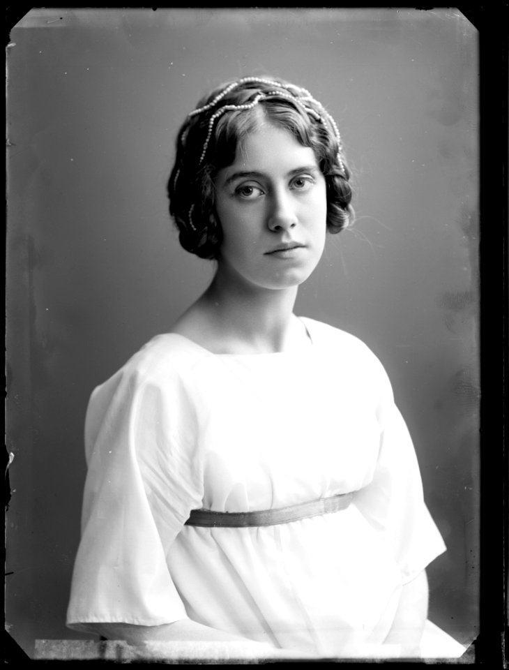 Fanny Falkner, rollporträtt - SMV - GF024