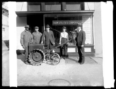 Farm Utilities Corp. (exterior) LCCN2016851714