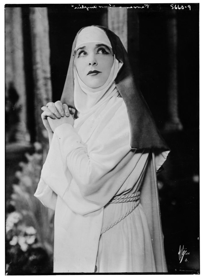 Farrar - Suor Angelica LCCN2014713960