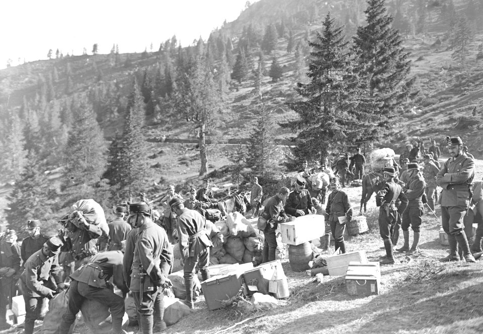 Fassungsplatz auf dem Monte Cesero - CH-BAR - 3239816