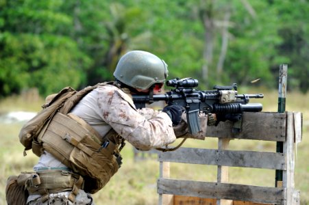 FAST Marine training on Guam 160128-N-ZB122-002