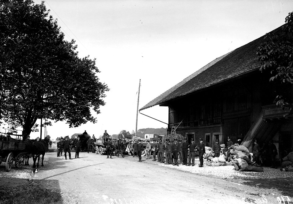 Fassungsplatz rechts Feldpost - CH-BAR - 3237519