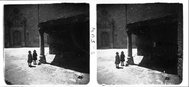 Façana de l'església de l ' Espluga Calba