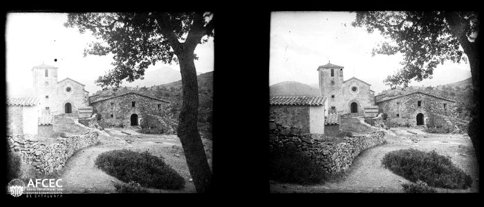 Façana de Can Iglesias i església de Sant Pere