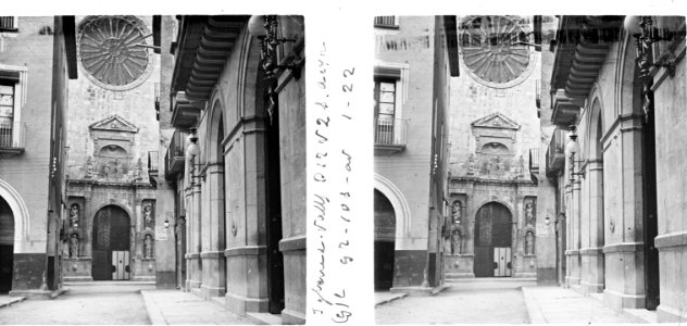 Façana de l'església de Sant Joan a Valls