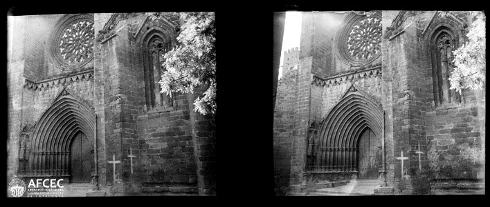 Façana de l'Església de Santa Maria la Major Vall-de-roures
