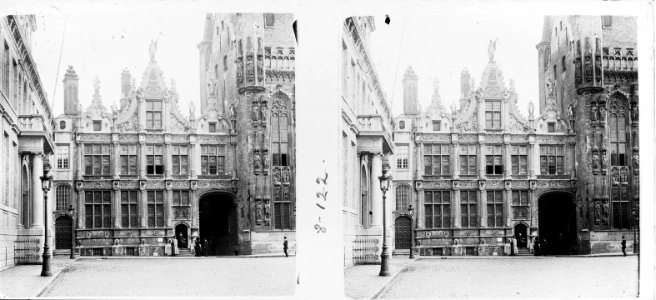 Façana de l'antic Registre Civil de Bruges
