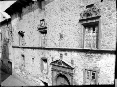 Façana de la casa de Regatllo de Benasc