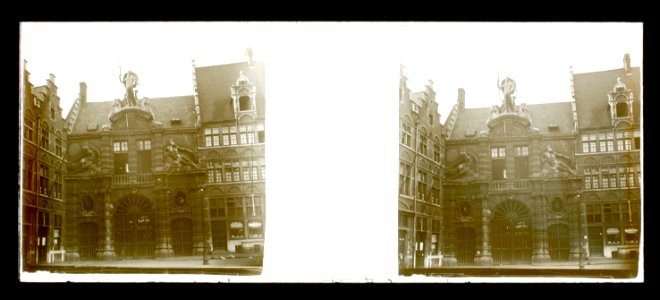 Façana de l’antiga Llotja de Peix