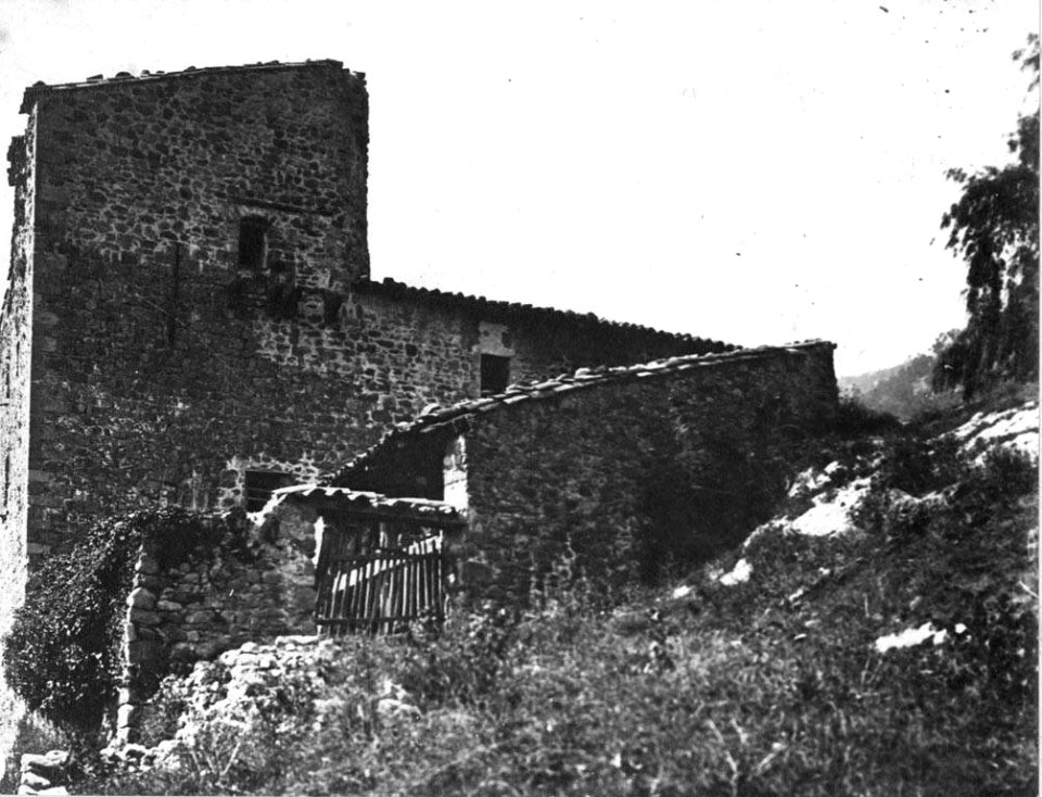 Façana de solei de La Torra de la Vall de Bac