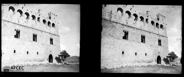 Façana del Castell de Vall-de-roures