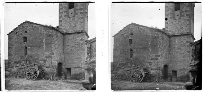 Façana principal de l´església de Llor