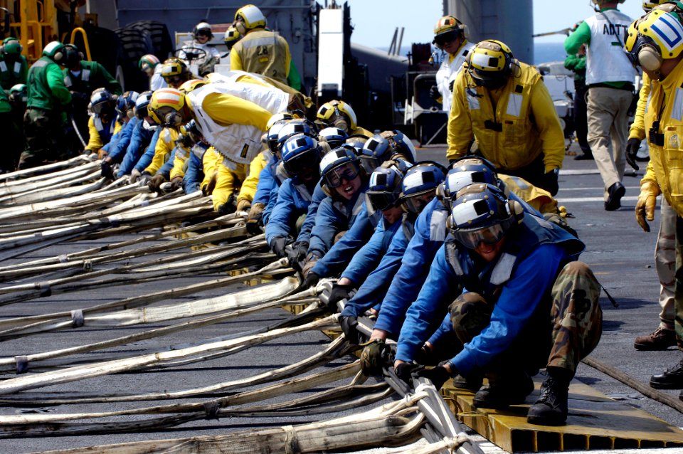 FD CV-63 crew erecting barricade 18Apr2008