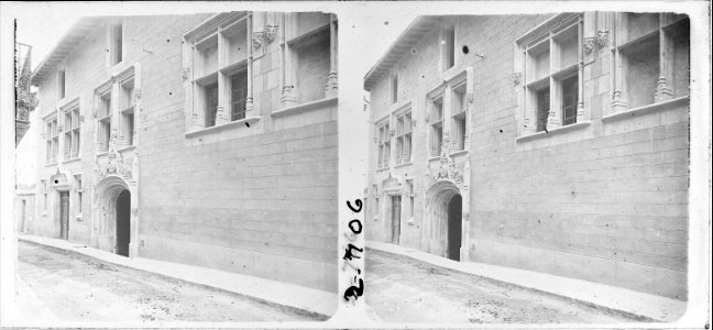 Façana del convent de l ' Escola Pia de Puigcerdà